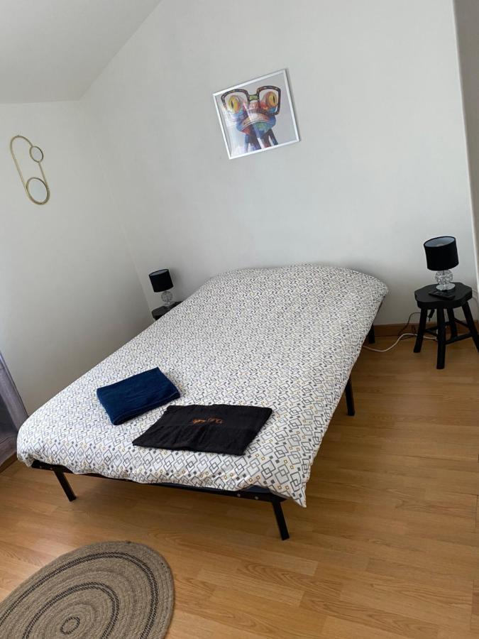 Chambre Privee Dammarie Les Lys Hotel Buitenkant foto